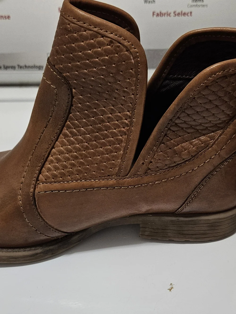 Roan Womens Brown Leather Cutout Ankle Boots Size 7